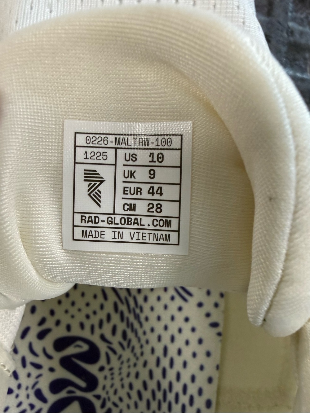R.A.D. Mallow - Triple White - M10/W11.5 - Picture 4 of 4